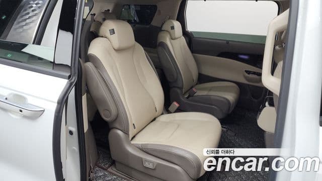 Kia Carnival 4세대 Signature, 2023 12