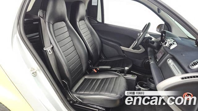 Smart 포투 купе Pulse MHD, 2015 10