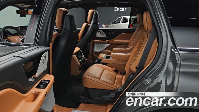 Lincoln Aviator 2세대 3.0 Black Label AWD, 2021 12