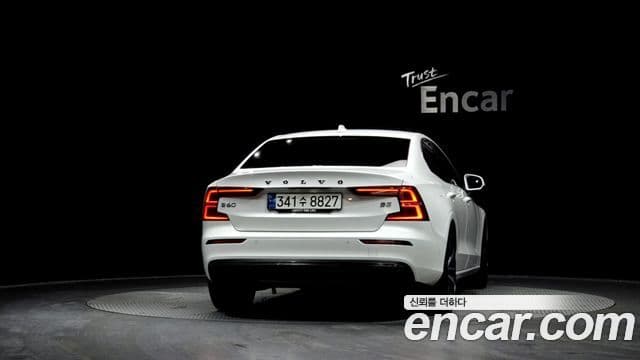 Volvo S60 3세대 B5 Ultimate Bright, 2023 4