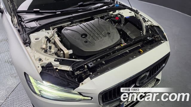 Volvo S60 3세대 B5 Ultimate Bright, 2023 6