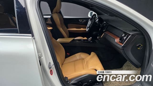 Volvo S60 3세대 B5 Ultimate Bright, 2023 11