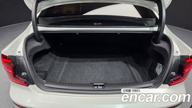 Volvo S60 3세대 B5 Ultimate Bright, 2023 20