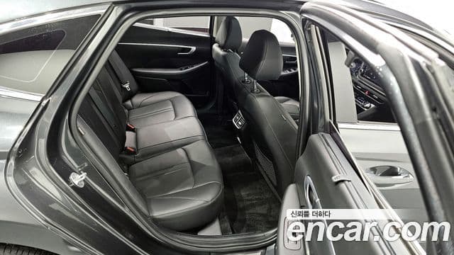 Hyundai Sonata (DN8) Premium Family, 2020 11