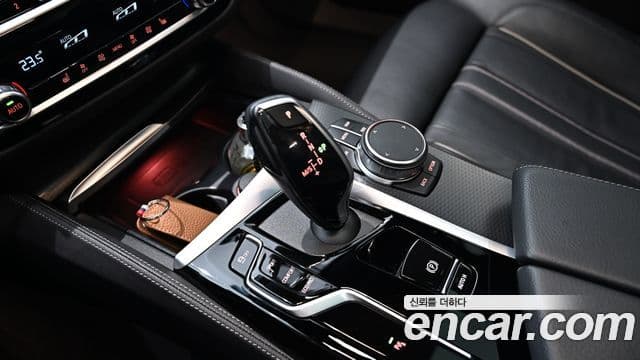 BMW 5시리즈 (G30) 520i M Sport, 2023 9
