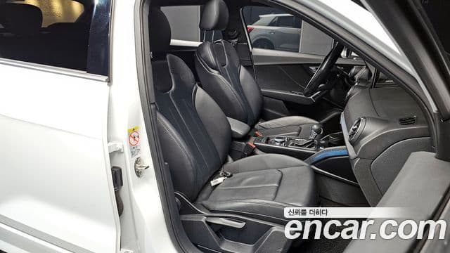 Audi Q2 Premium, 2020 10