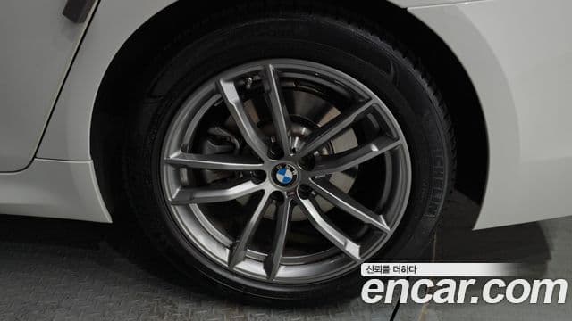 BMW 5시리즈 (G30) 520i M Sport, 2020 все фото