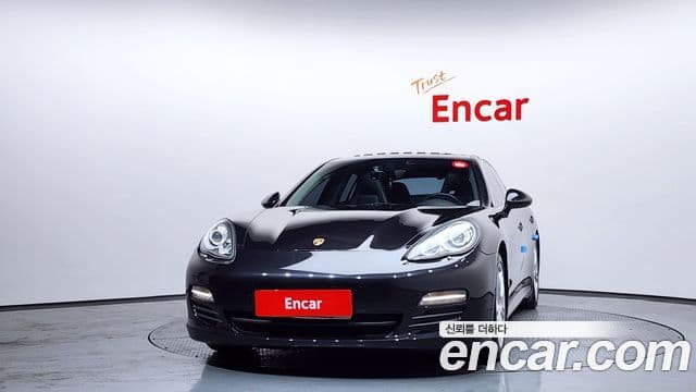 Porsche Panamera 970, 2011 3
