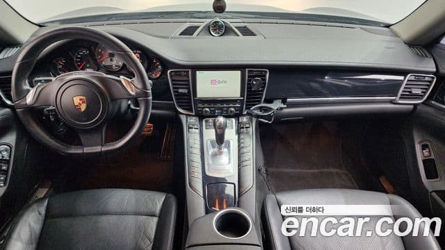 Porsche Panamera 970, 2011 7