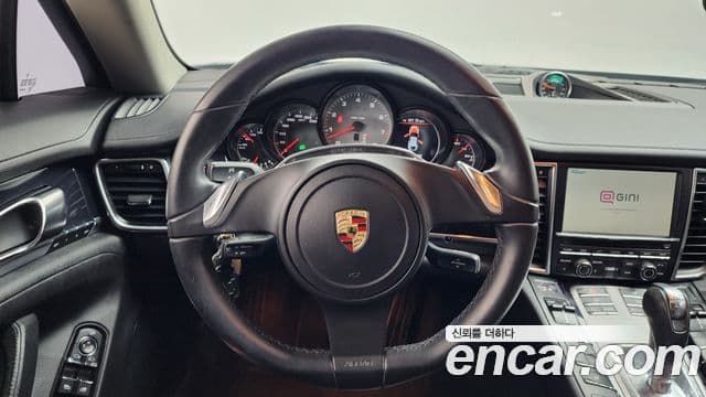 Porsche Panamera 970, 2011 13