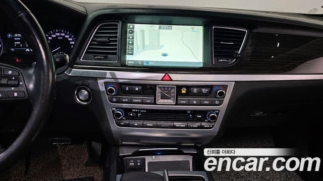 Genesis G80 Premium Luxury, 2018 15