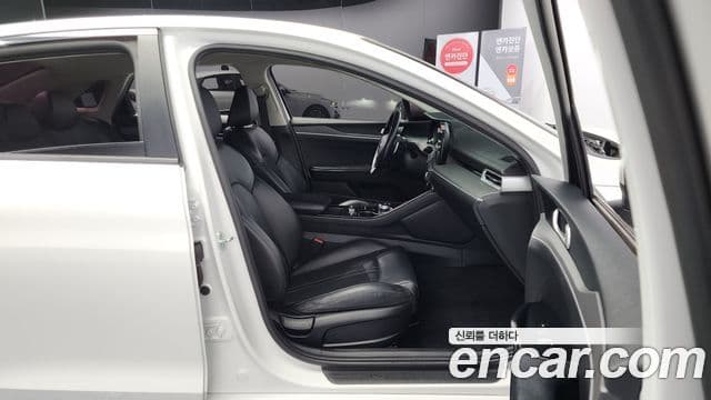 Kia K5 3세대 Prestige, 2020 10