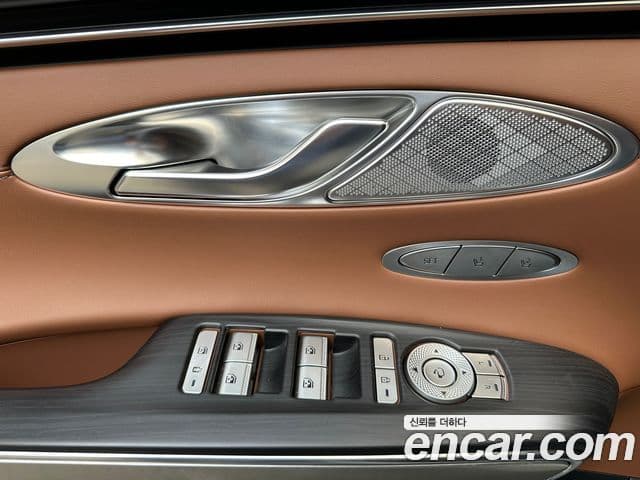 Genesis GV70, 2023 11