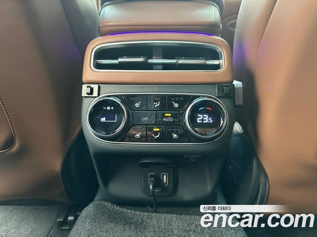 Genesis GV70, 2023 13