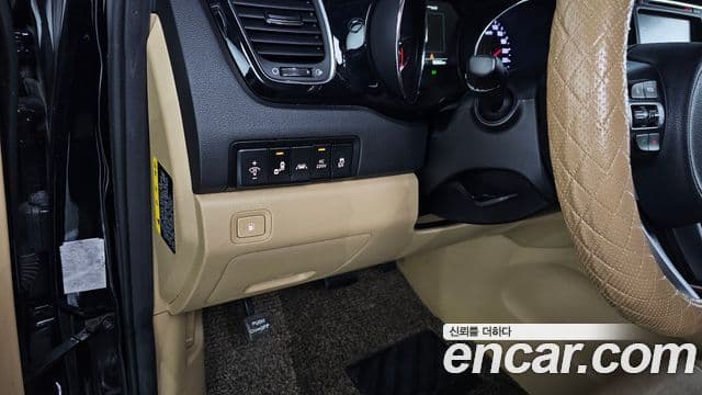 Kia All New Carnival President, 2018 19