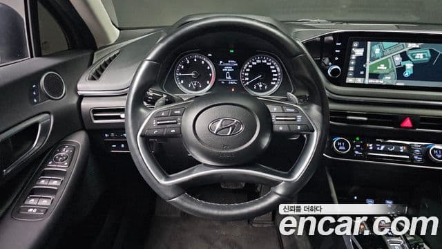Hyundai Sonata (DN8) Premium Family, 2020 13