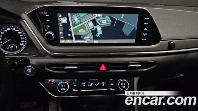 Hyundai Sonata (DN8) Premium Family, 2020 14