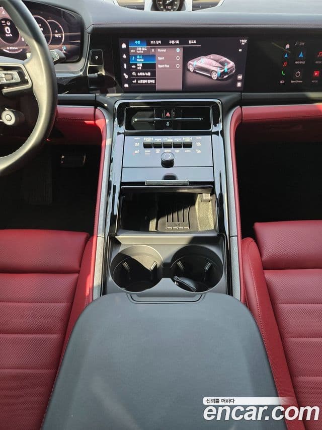 Porsche Panamera (976), 2024 9