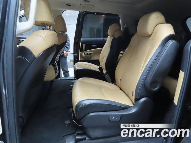 Kia Carnival 4세대 Signature, 2021 10