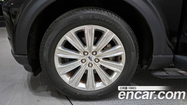 Ford Explorer 6세대 2.3 Limited 4WD, 2021 все фото