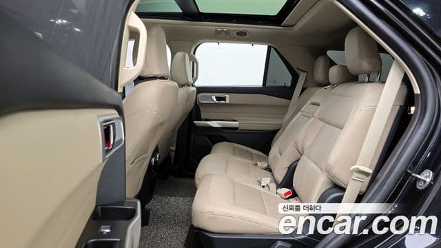 Ford Explorer 6세대 2.3 Limited 4WD, 2021 12