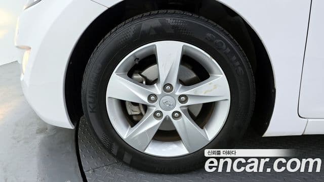 Hyundai Avante MD M16 GDI Avenue, 2014 все фото