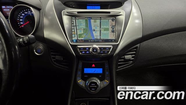 Hyundai Avante MD M16 GDI Avenue, 2014 17