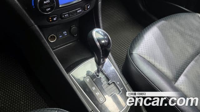 Hyundai Accent(новый кузов / новое поколение) Wit 1.6 GDI Blue Saver, 2014 9