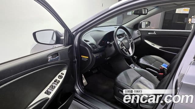 Hyundai Accent(новый кузов / новое поколение) Wit 1.6 GDI Blue Saver, 2014 10