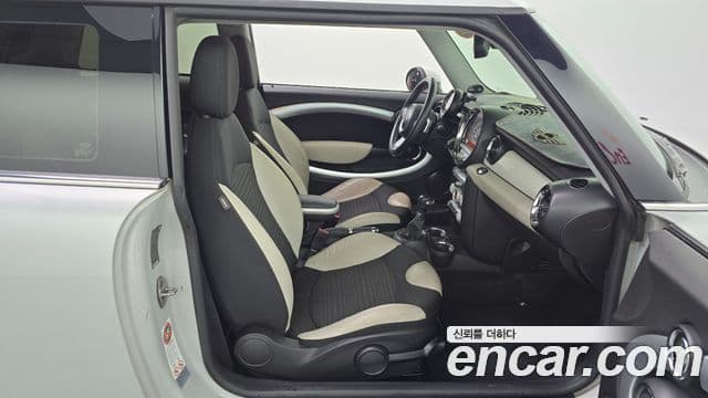 Mini Cooper S Camden, 2010 11