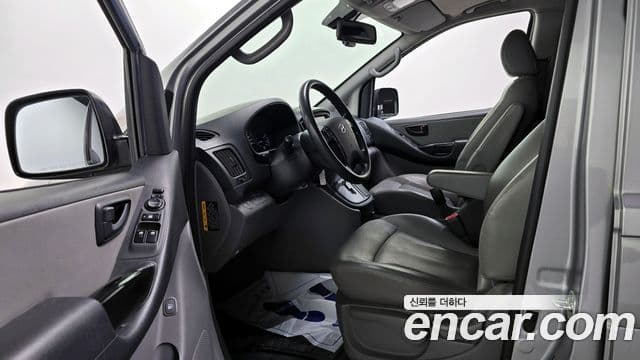 Hyundai Grand Starex Smart, 2017 10