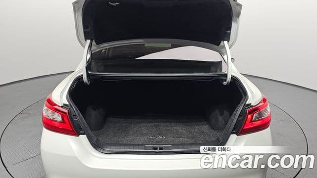 Nissan 알티마 L33, 2017 20