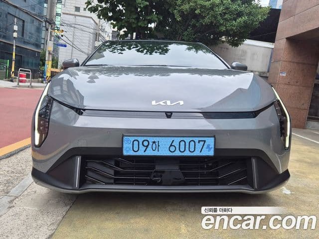 Kia EV4 Earth, 2026 1