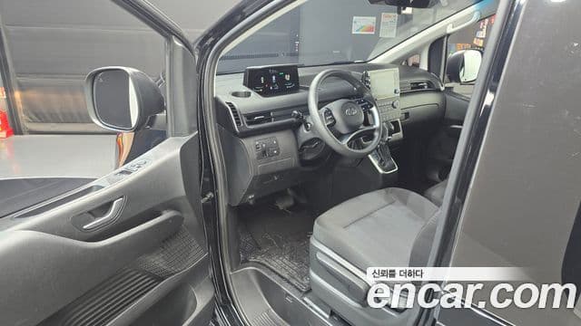 Hyundai Staria Smart, 2022 10