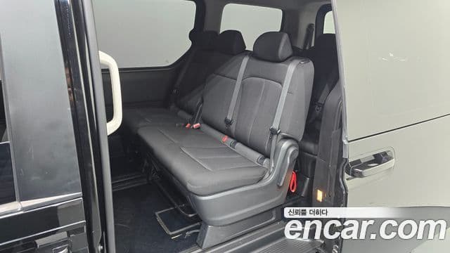 Hyundai Staria Smart, 2022 11