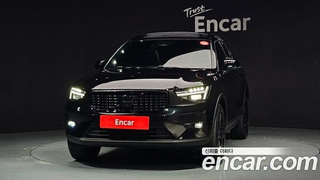 Volvo XC40 B4 чёрный Edition, 2025 2