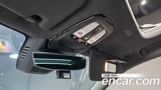 Volvo XC40 B4 чёрный Edition, 2025 9