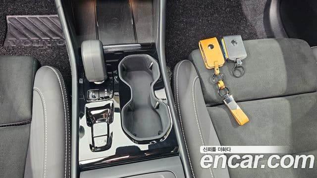 Volvo XC40 B4 чёрный Edition, 2025 14