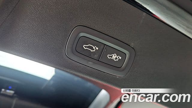 Volvo XC40 B4 чёрный Edition, 2025 17