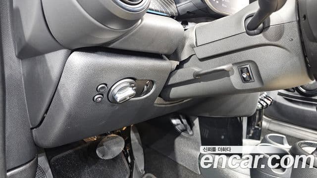 Mini Cooper S кабриолет 3세대, 2024 14