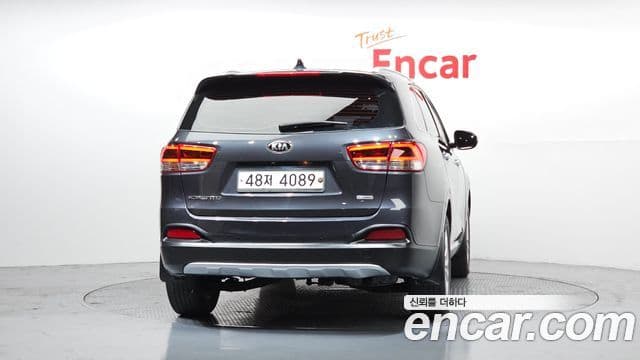 Kia All New Sorento Prestige, 2015 4