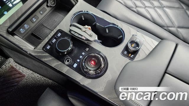 Genesis GV80 чёрный, 2025 9