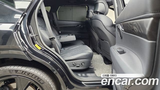 Genesis GV80 чёрный, 2025 12