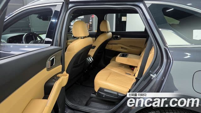 Kia Sorento 4세대 Prestige, 2023 11
