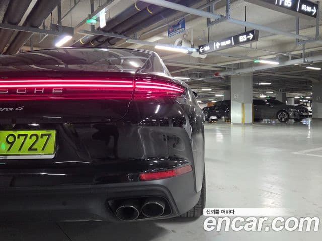 Porsche Panamera (976), 2025 1