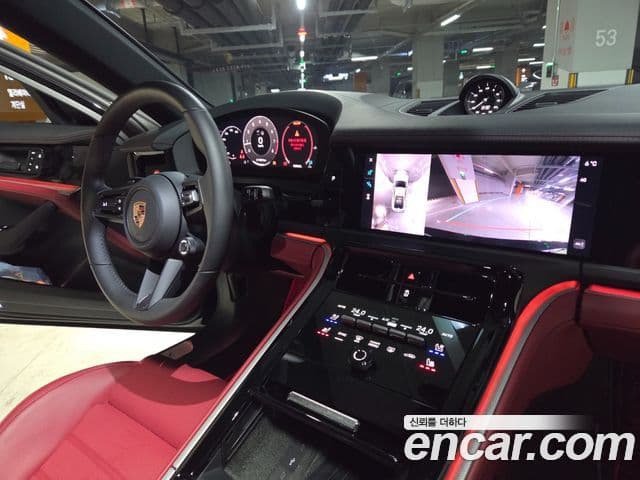 Porsche Panamera (976), 2025 11