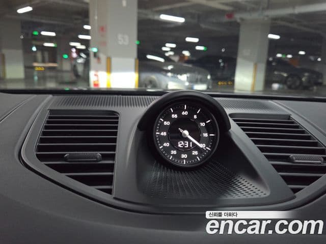 Porsche Panamera (976), 2025 13