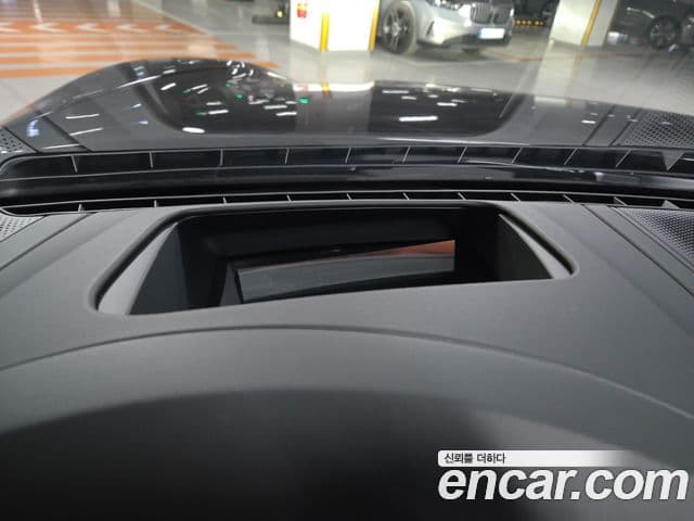 Porsche Panamera (976), 2025 18