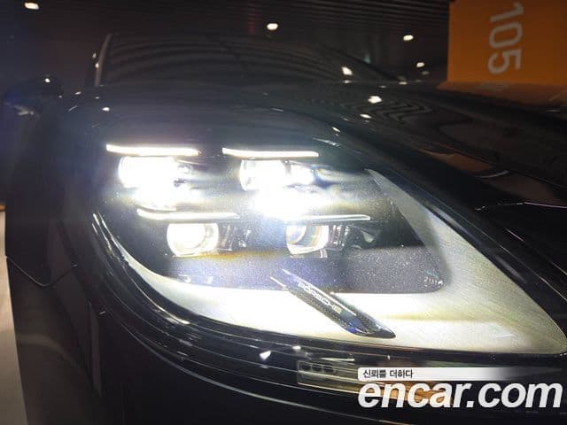 Porsche Panamera (976), 2025 19