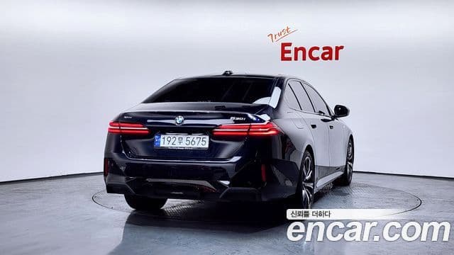 BMW 5시리즈 (G60) 530i xDrive M Sport, 2024 4